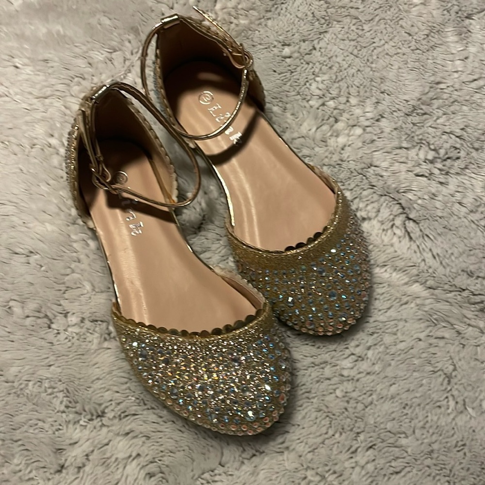 Cute sparkling dress shoes for toddler in size 10
